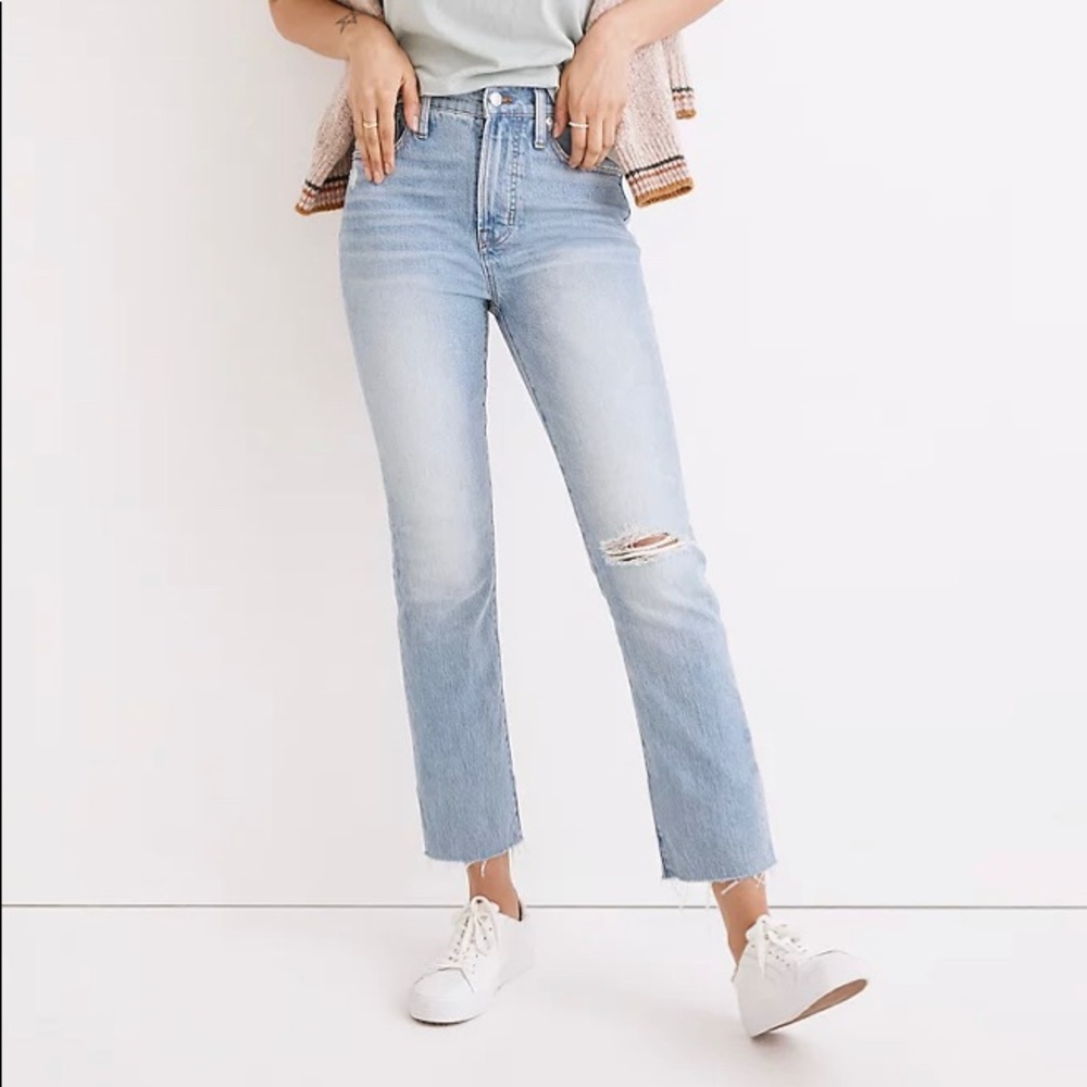 The Petite Perfect Vintage Jeans in Coney Wash - 27